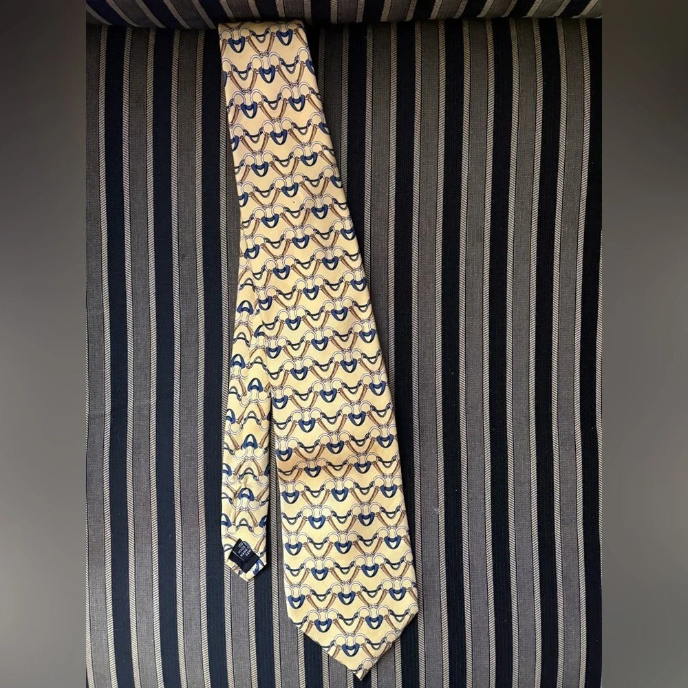 Vintage Paolo Gucci 100% Silk Equestrian Tie